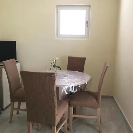 Apartmani Veronika Sukosan Exterior photo